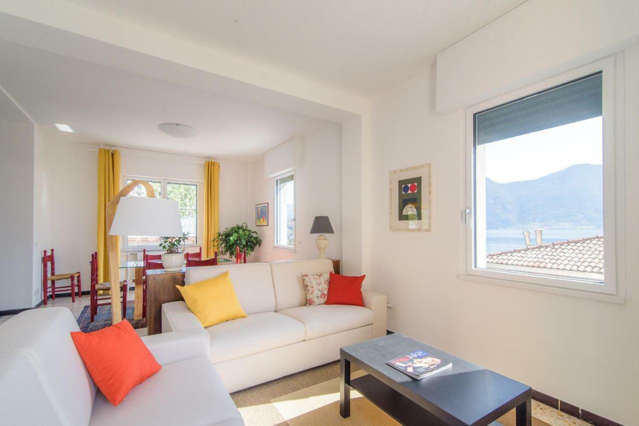 Al Pontile - The House Of Travelers Villa Sala Comacina Luaran gambar