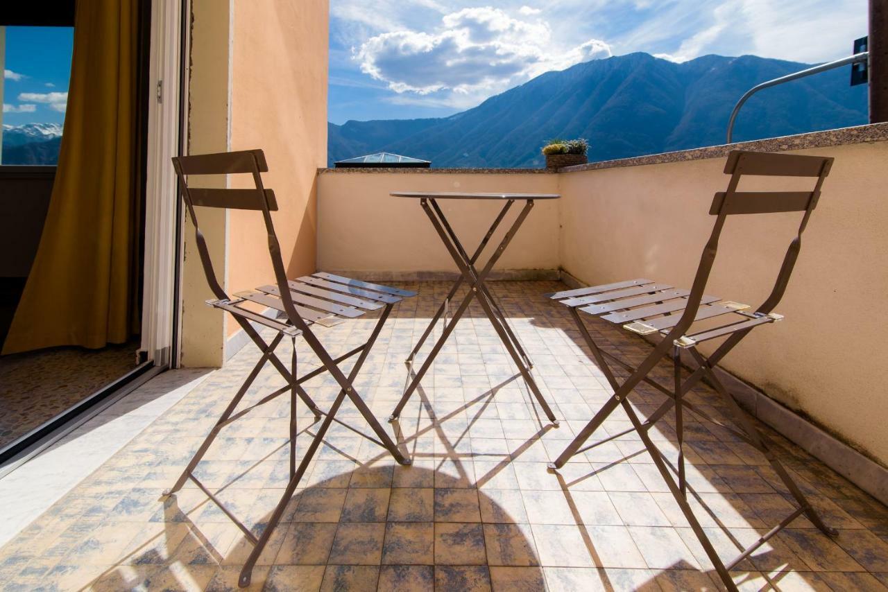 Al Pontile - The House Of Travelers Villa Sala Comacina Luaran gambar