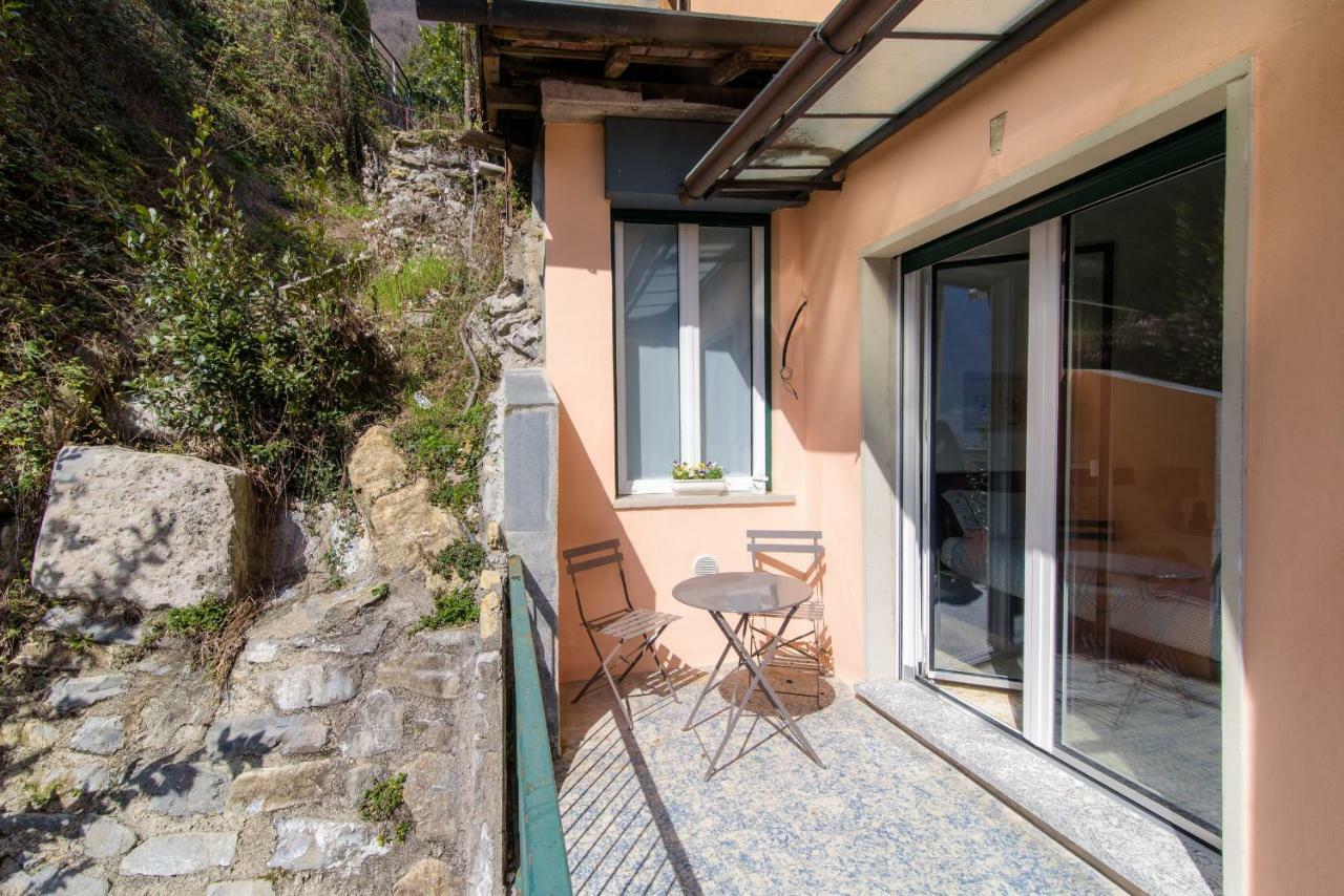 Al Pontile - The House Of Travelers Villa Sala Comacina Luaran gambar