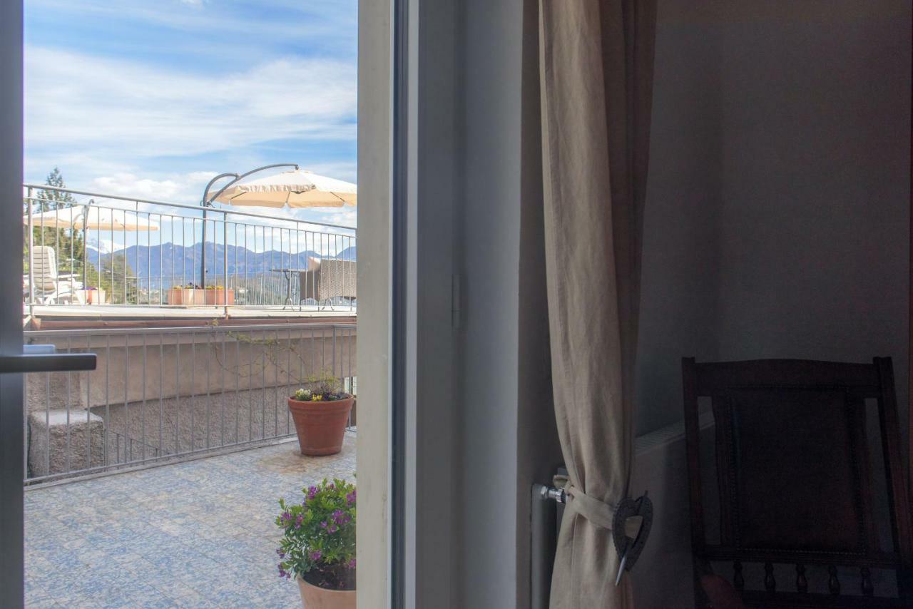 Al Pontile - The House Of Travelers Villa Sala Comacina Luaran gambar