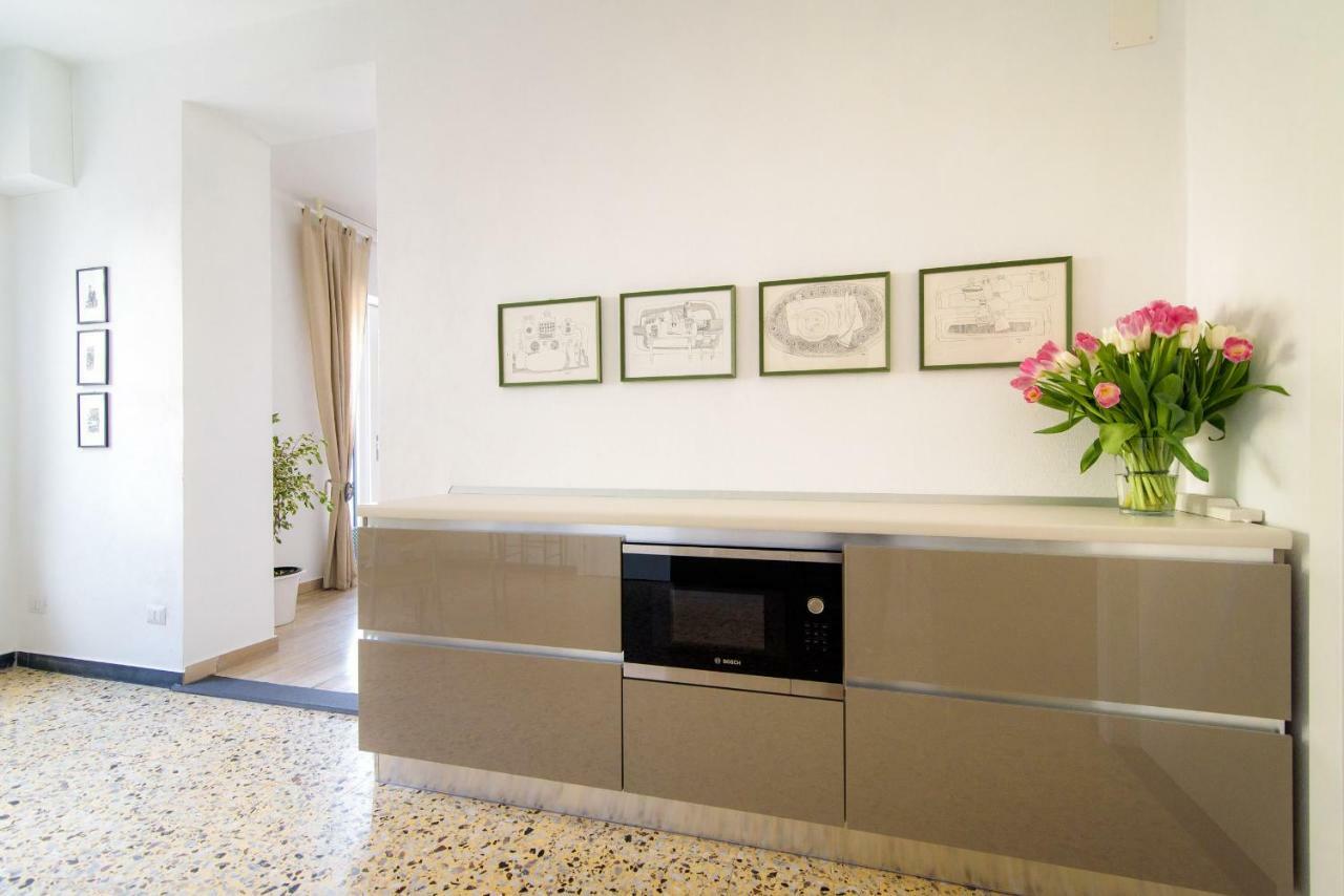 Al Pontile - The House Of Travelers Villa Sala Comacina Luaran gambar