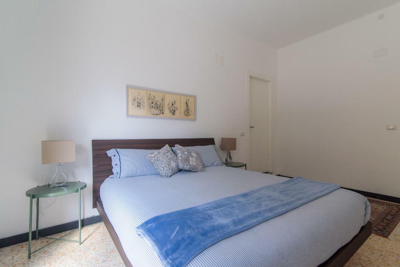 Al Pontile - The House Of Travelers Villa Sala Comacina Luaran gambar