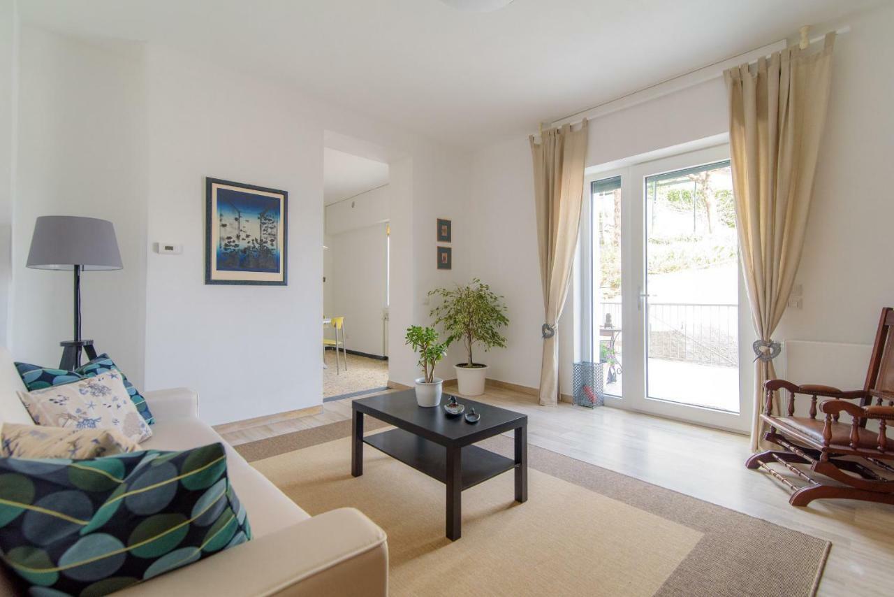Al Pontile - The House Of Travelers Villa Sala Comacina Luaran gambar