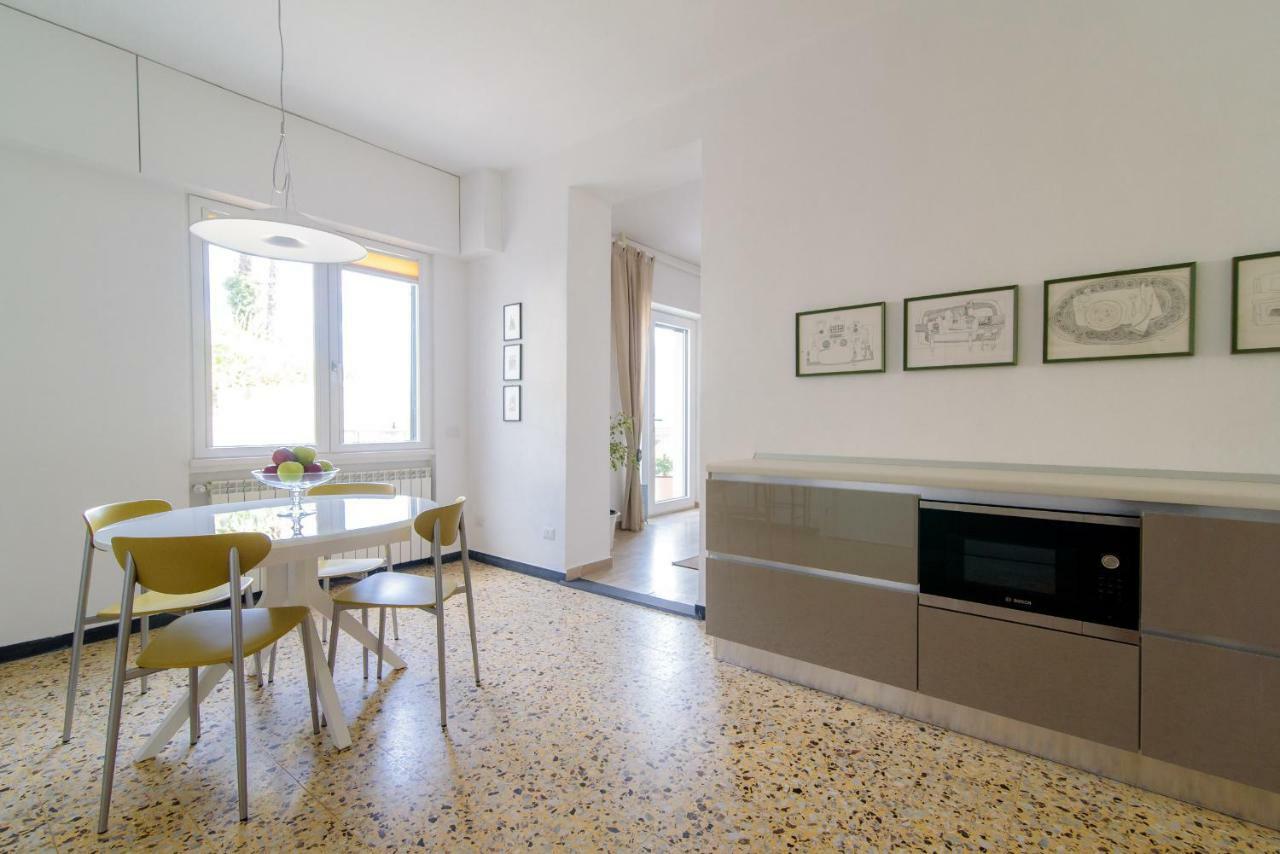 Al Pontile - The House Of Travelers Villa Sala Comacina Luaran gambar